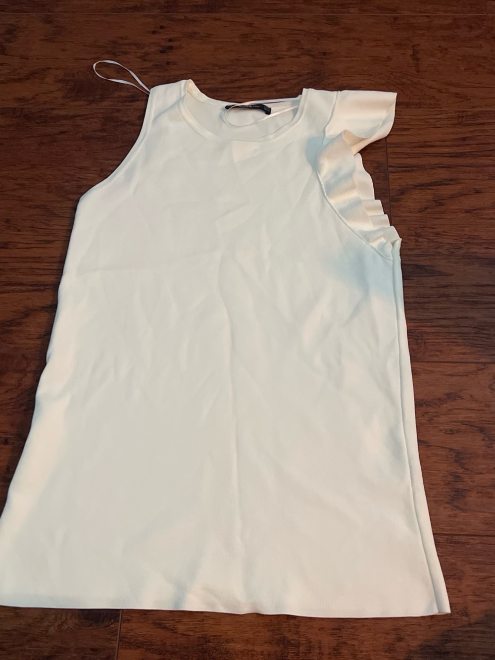 Zara white Ruffle-Trim Sleeve Knit Top